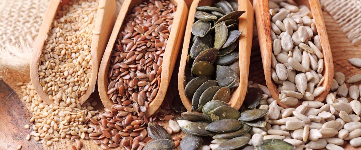 Semi oleosi e benefici: i tesori nutrizionali dei semi di Zucca, Girasole, Lino e Sesamo